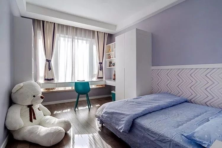 190㎡现代简约大宅，暖灰色地砖打造舒适空间-34