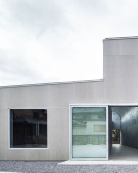 画廊沙龙丨日本丨Niimori Jamison Architects