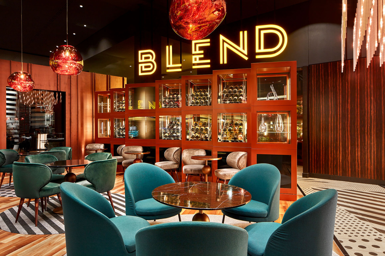 Sundukovy Sisters ：普尔曼酒店-0