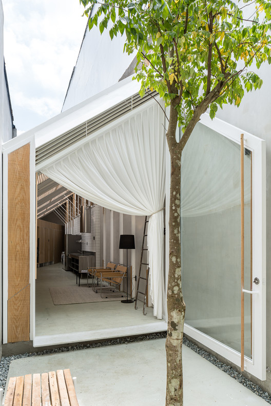 温情的城市飞行舱——越南 303 公寓-13