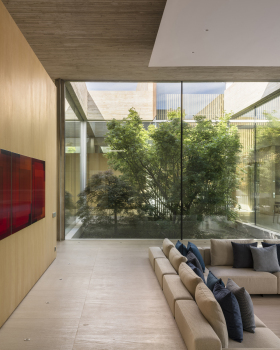拉莫拉雷哈的一处独栋住宅丨西班牙马德里丨BuesoInchausti & Rein Arquitectos