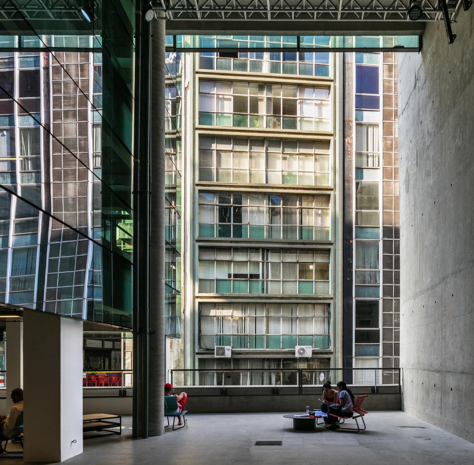 巴西圣保罗 SESC 24 de Maio 综合设施-14