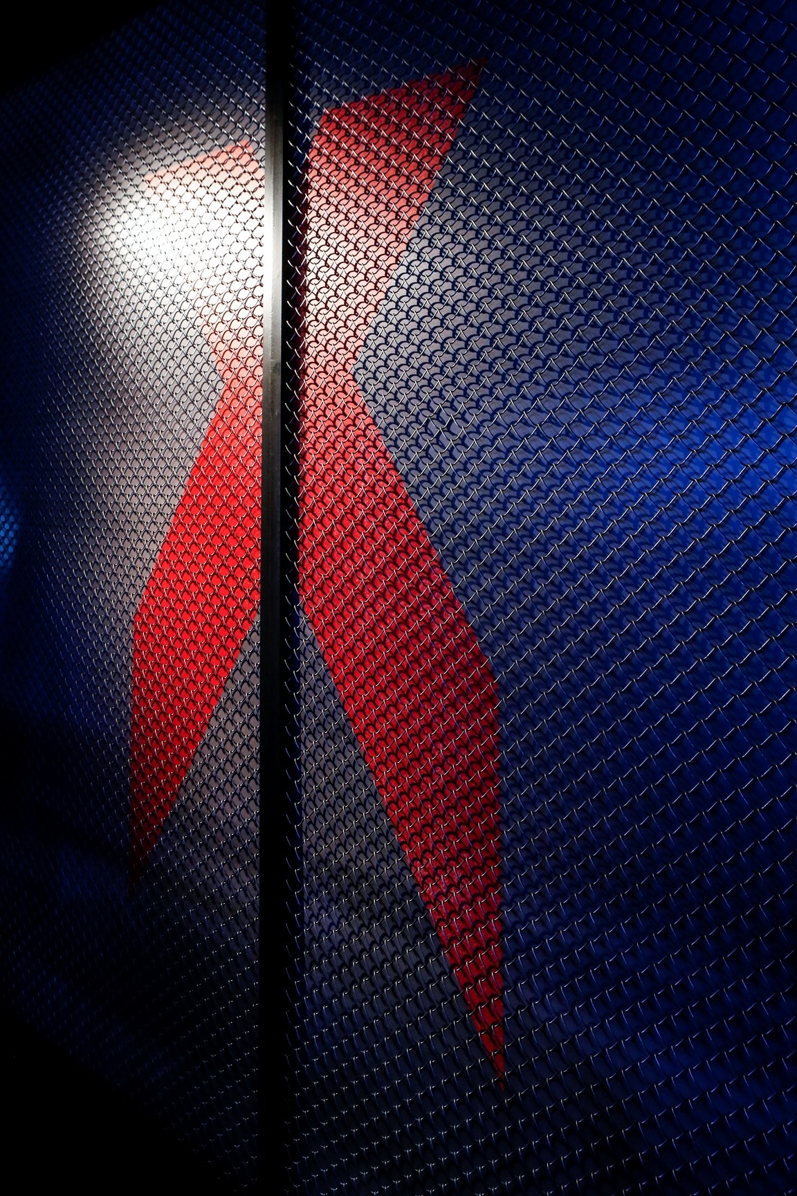 2016 欧冠 Adidas 概念店设计-13