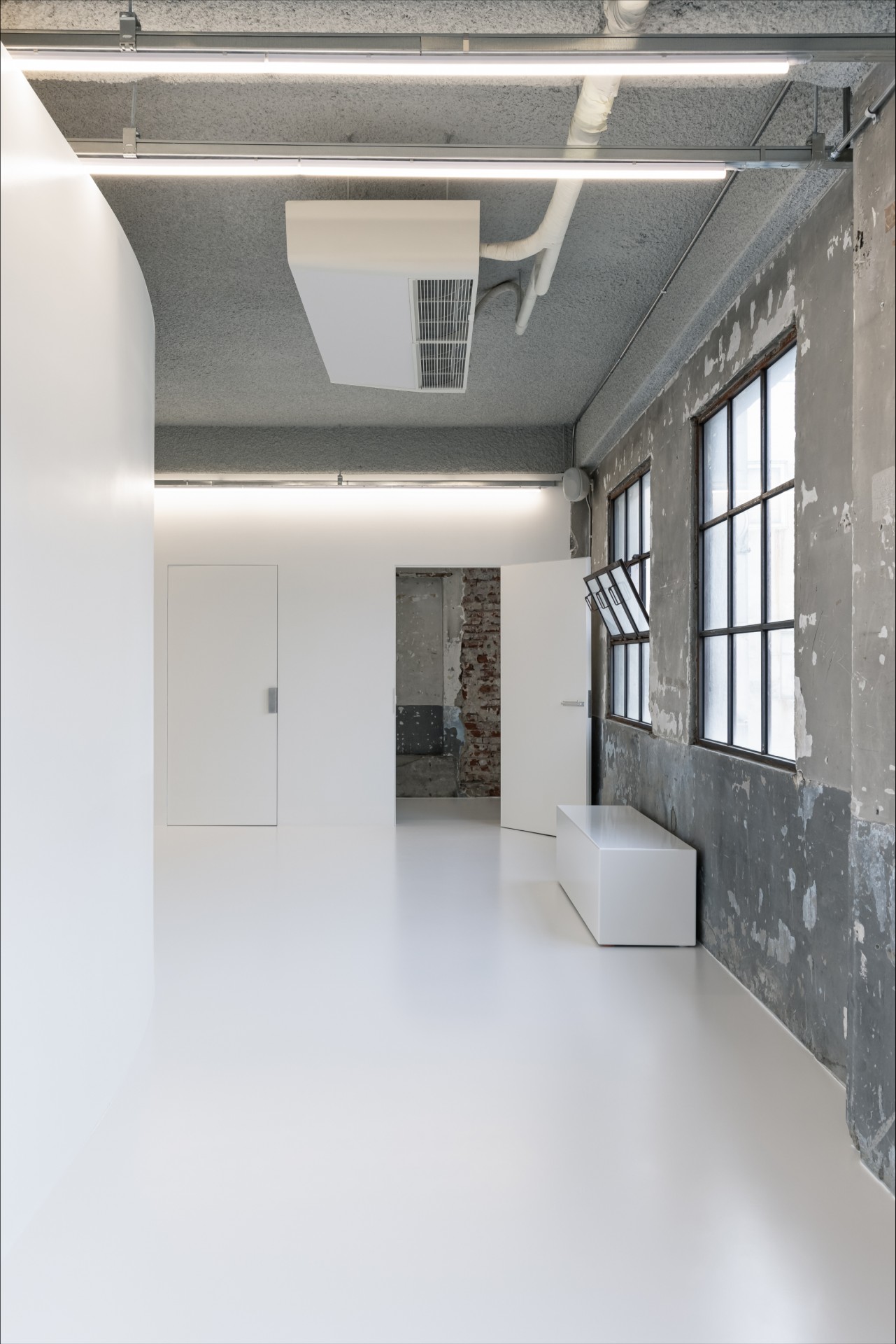 UVU新旗舰店丨韩国首尔丨two  fold-13