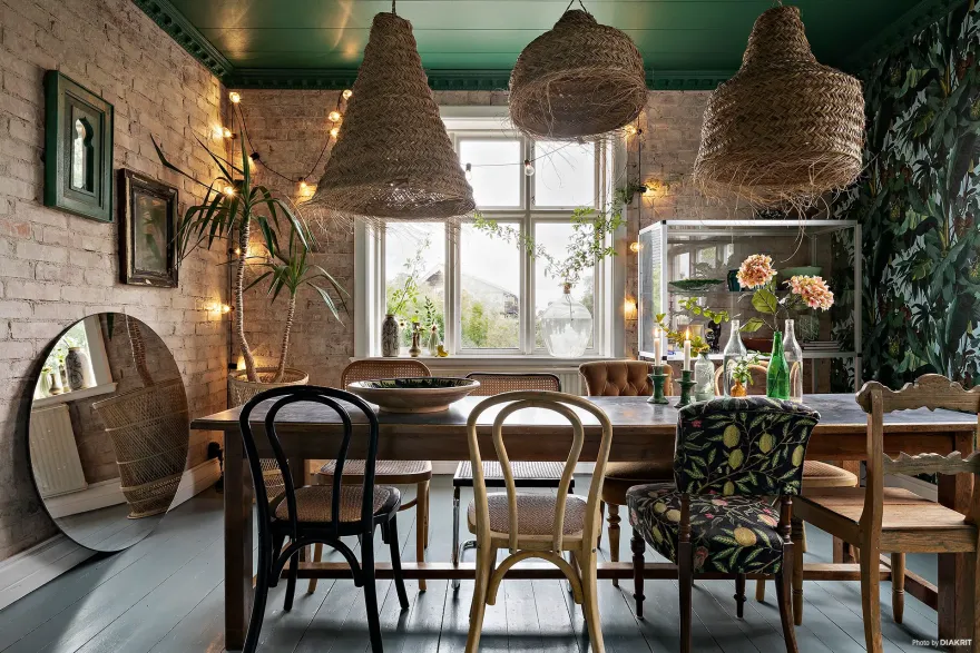 色彩斑斓的百年之家 | 独特的波希米亚风格室内设计-1