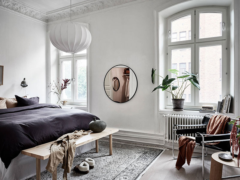 浪漫瑞典小公寓，高挑天花板与温馨阳台的完美结合-17