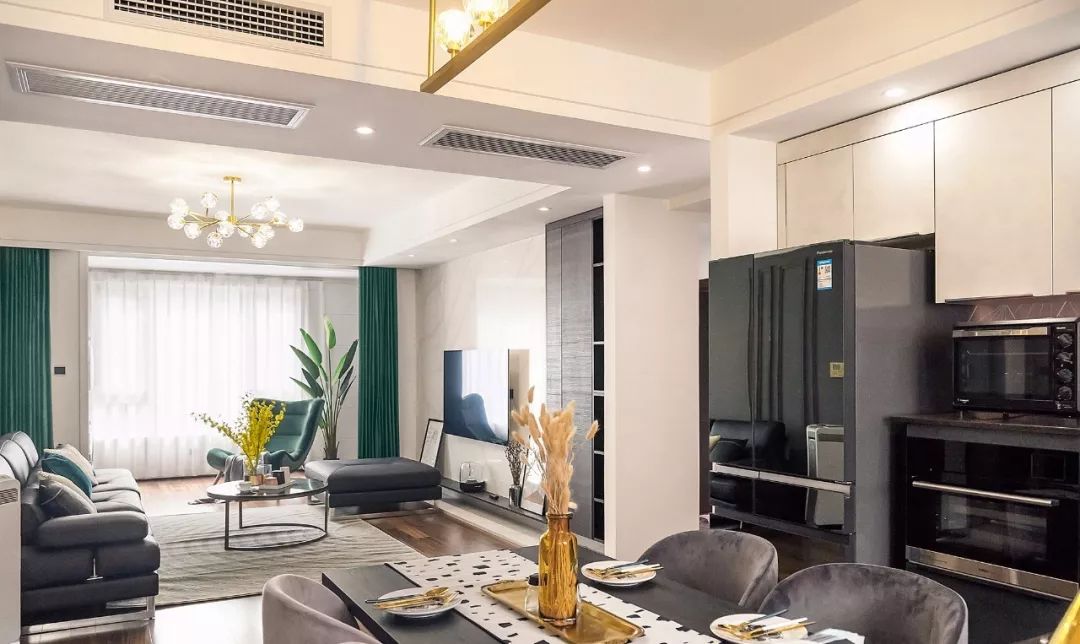 109平现代轻奢三口之家 独立储物间+衣帽间-25