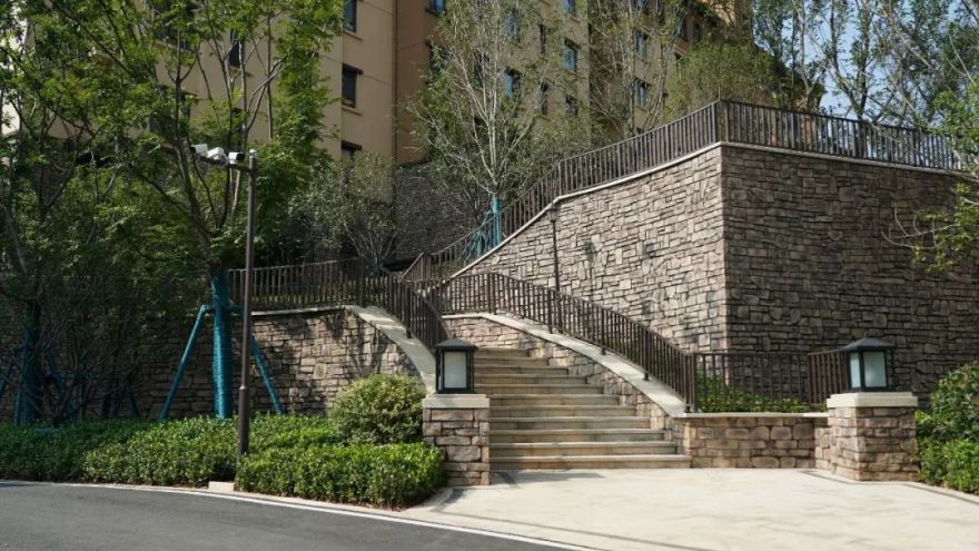 北美风情度假社区 · 华润置地济南公元九里景观设计丨中国济南丨上海亦境建筑景观有限公司-24