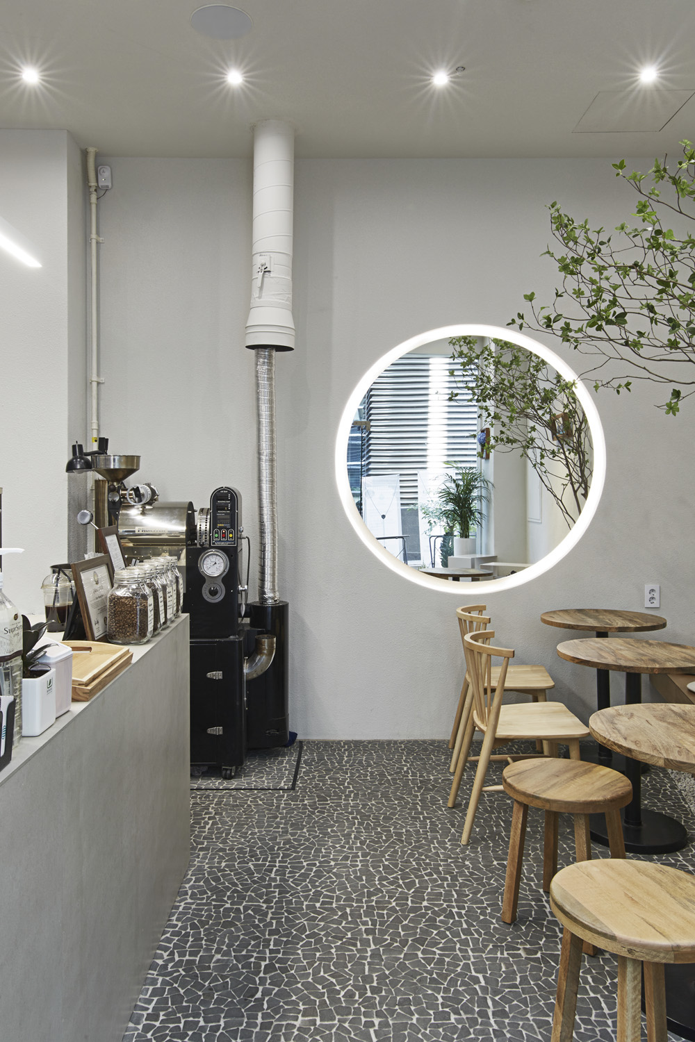 现代简约风 13 坪咖啡厅设计-9