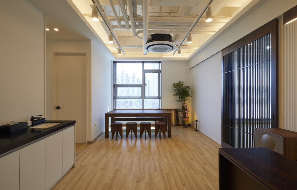 现代简约风 45 平米瑜伽馆设计-8