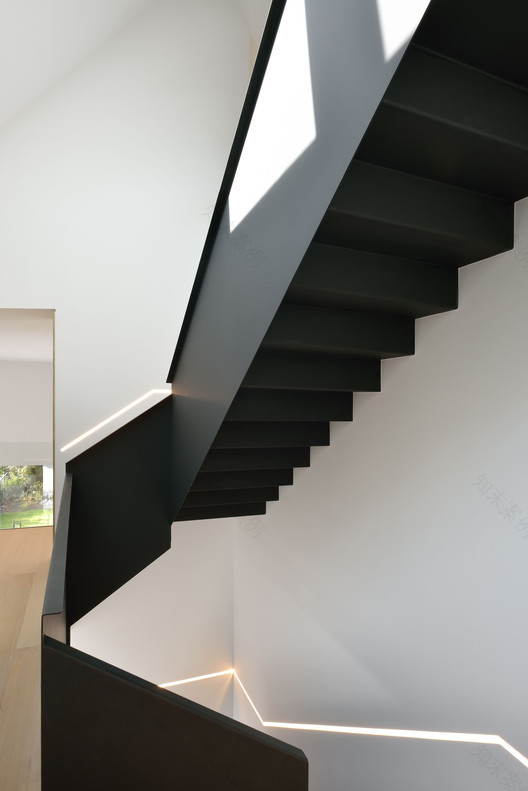 郊区绿色住宅的现代改造-28