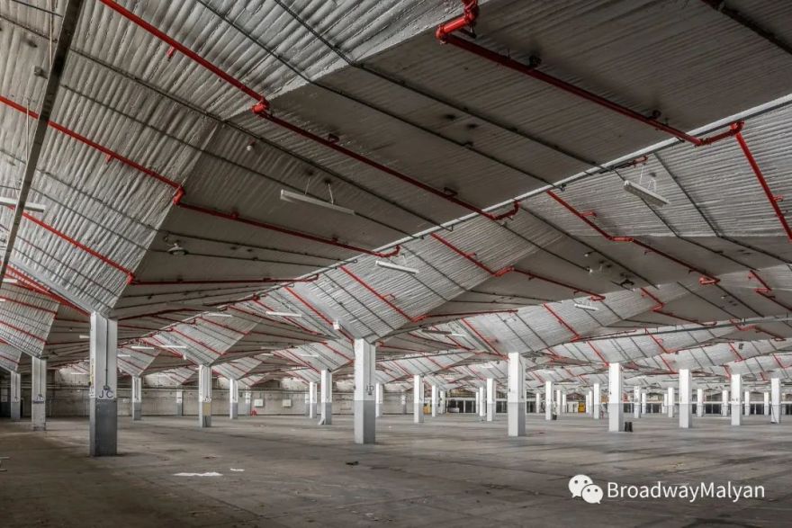 宝麦蓝打造现代零售环境,展现双曲抛物面建筑魅力-68