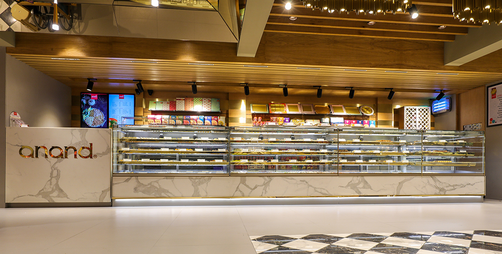 印度宫殿风格甜品店,传统奢华与现代简约的完美结合-21