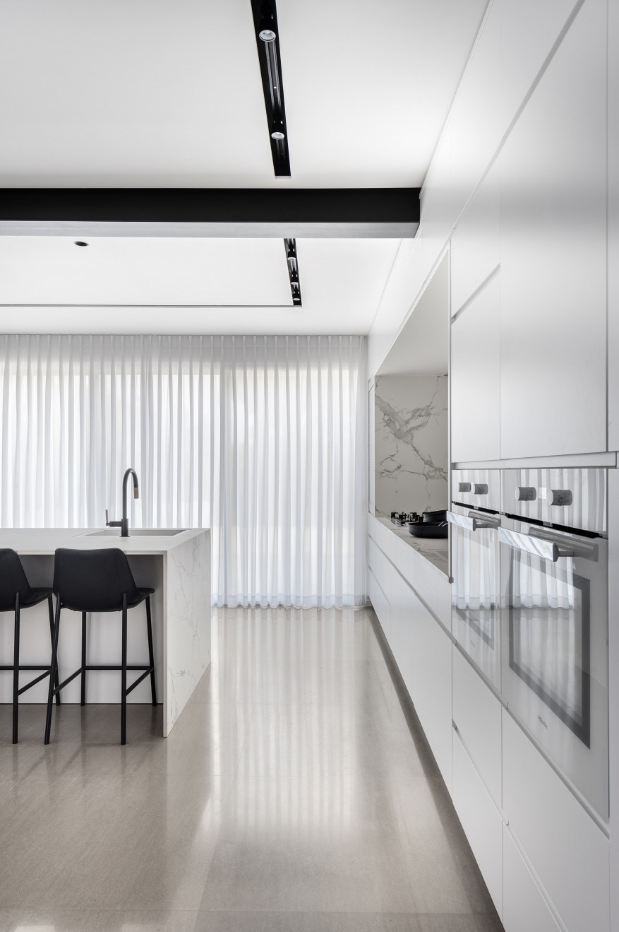 简约黑白灰 现代住宅设计典范-10