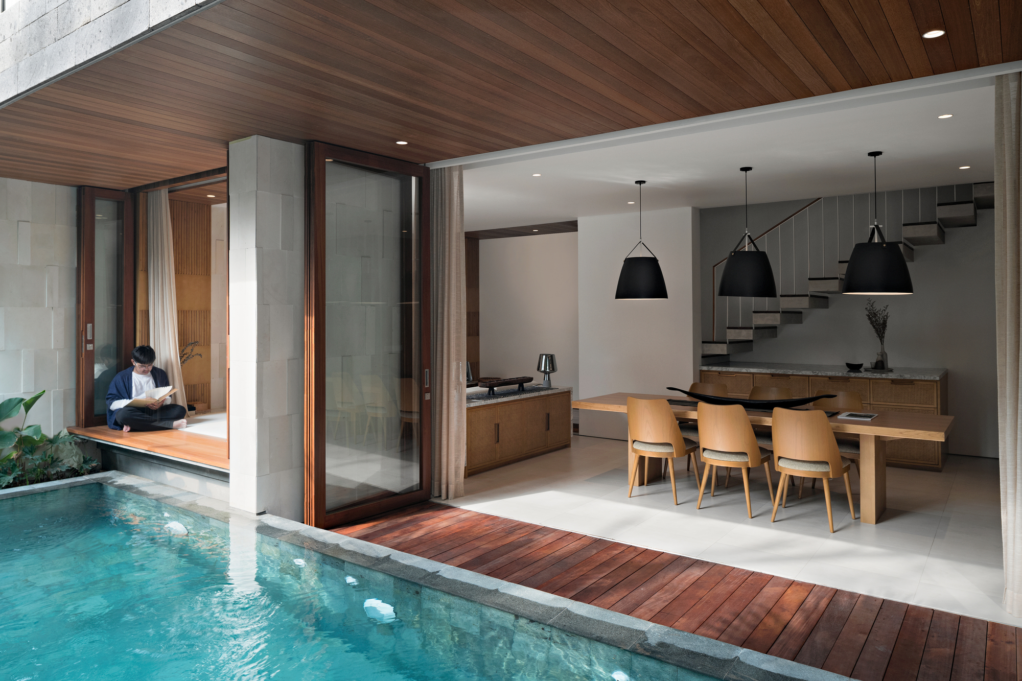 Svastaka House / Somia Design Studio-15