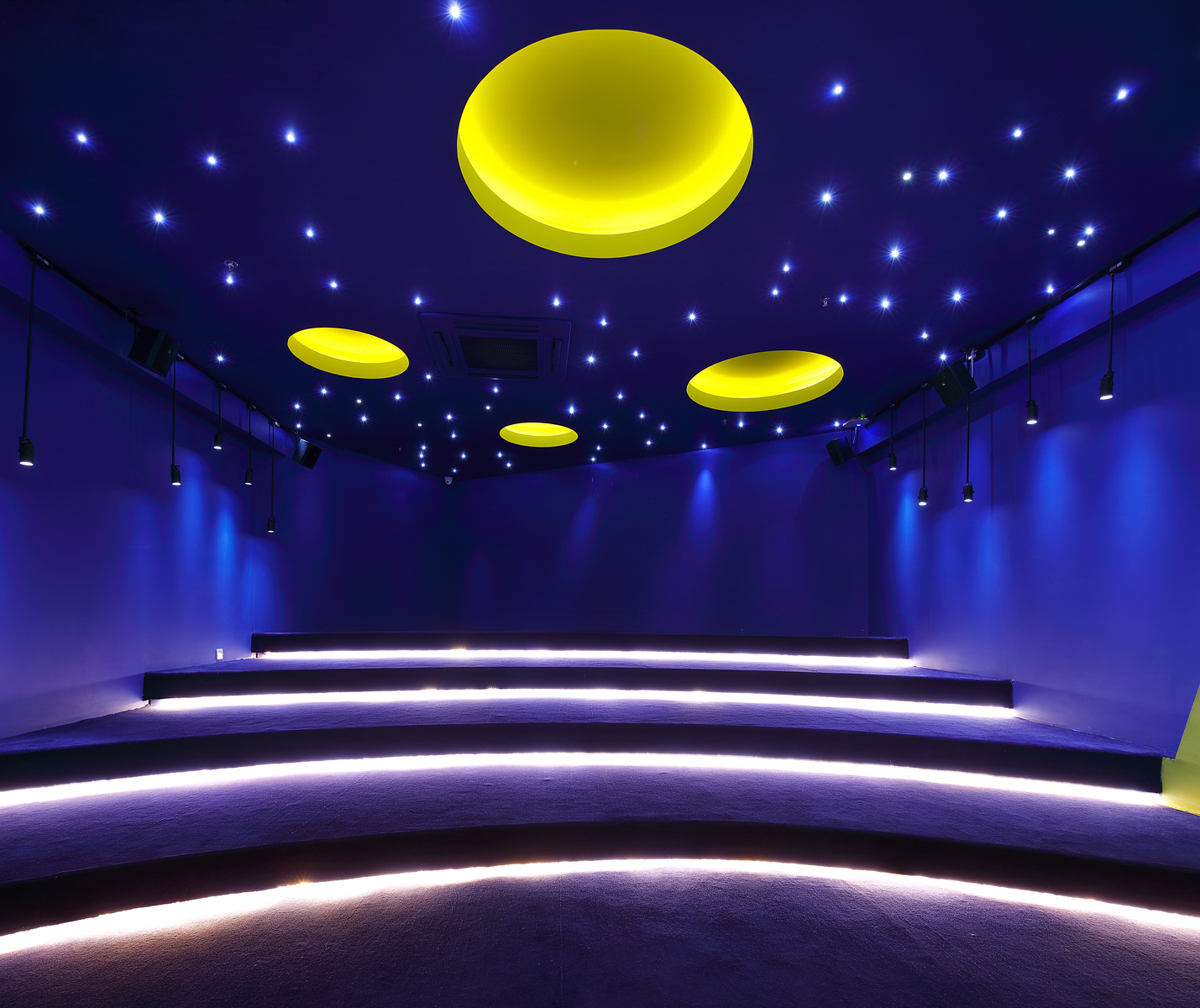 流利说总部,工业风与艺术融合的办公空间-15