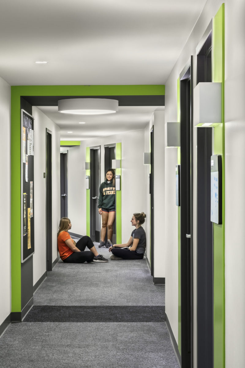 加州大学拉文分校·Citrus Hall & The Spot Dining Hall-13