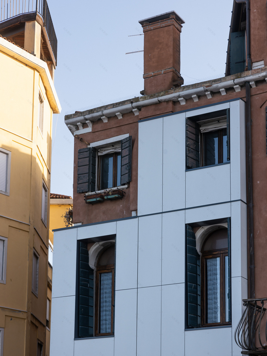 Pavilion of Estonia Let Me Warm You Biennale Architettura 2025 / Keiti Lige + Elina Liiva + Helena Männa-40