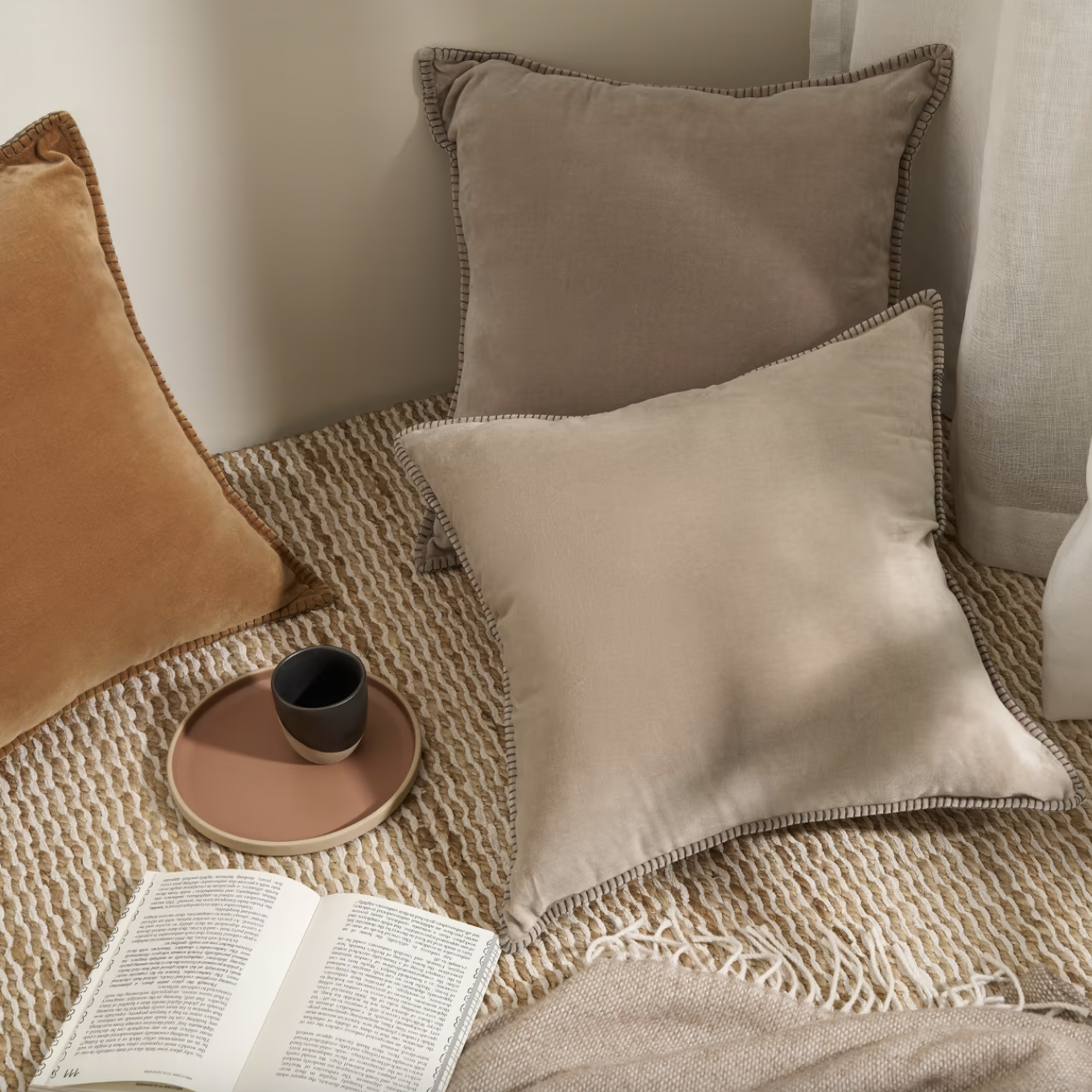 MADE 家具品牌,打造温馨家居之选-0