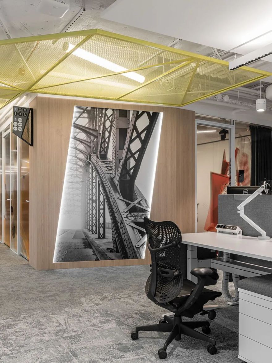 波兰 Autodesk 办公室 | 活力动感金属网演绎现代工业风-5