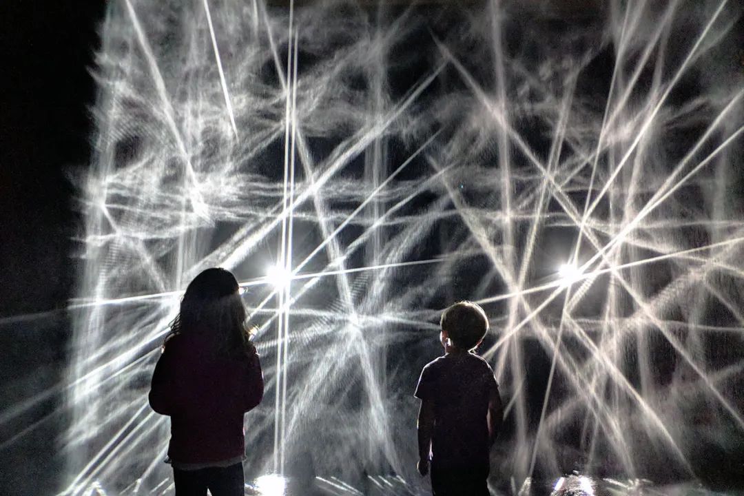 幻境几何 | Joanie Lemercier 光影艺术探索-38