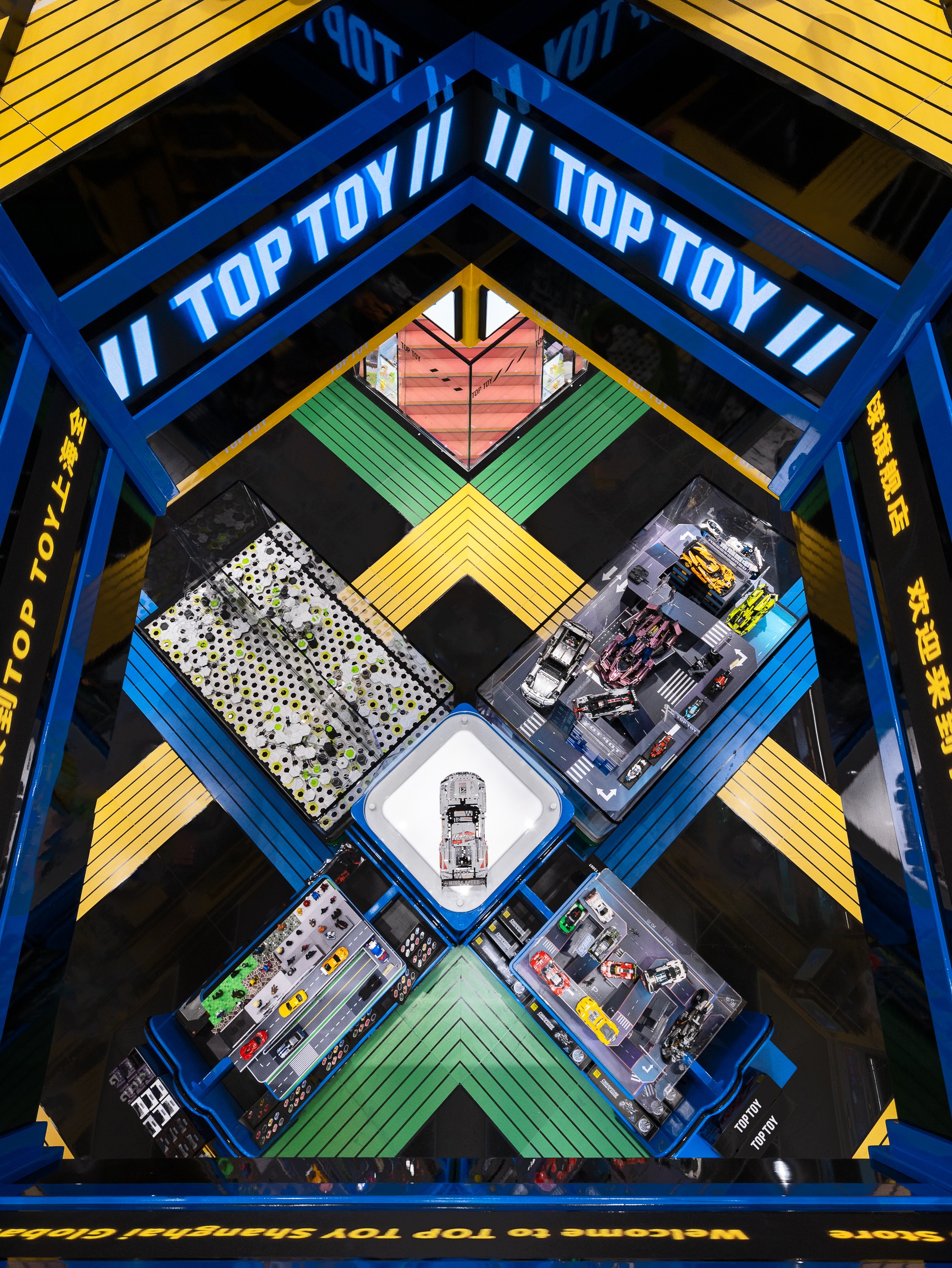 TOP TOY上海首家全球旗舰店丨中国上海-38