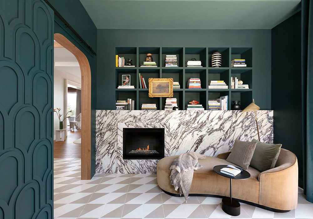 温哥华独特公寓 | 色彩与创意的完美交织-7