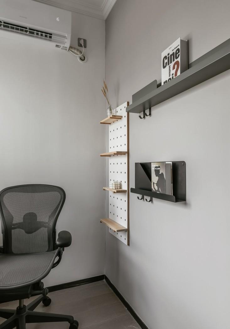 优雅灰色调家居设计 | 明亮温馨与收纳空间的完美结合-35