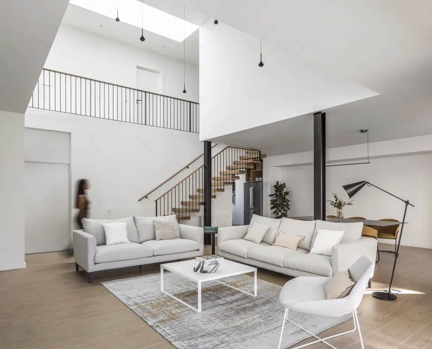 西班牙 Godella 简约现代别墅设计-28