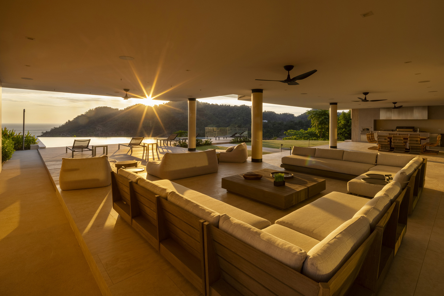 哥斯达黎加天井屋丨哥斯达黎加蓬塔雷纳斯丨卡尼尔·阿奎特科斯-43