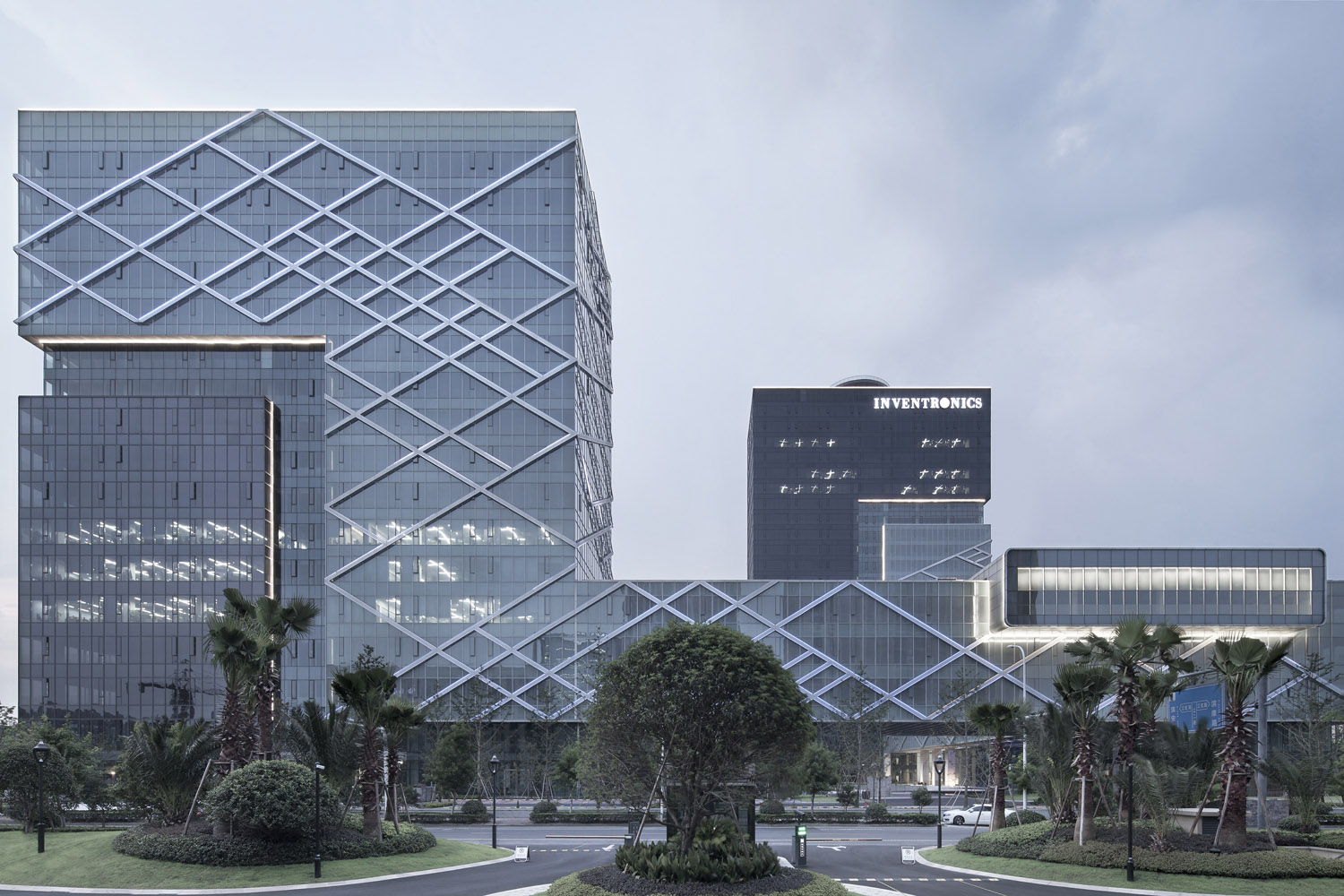 杭州英飞特科技园 | 多元功能空间的融合与创新-13