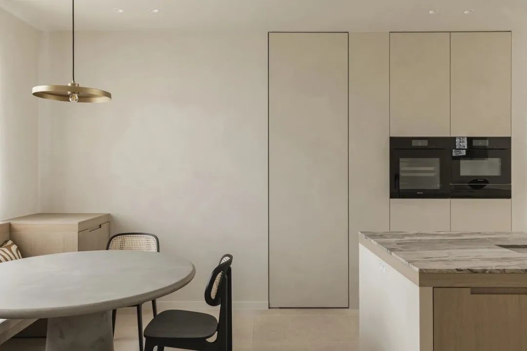 鲁瑟拉勒住所丨比利时丨Laura Calleeuw-58