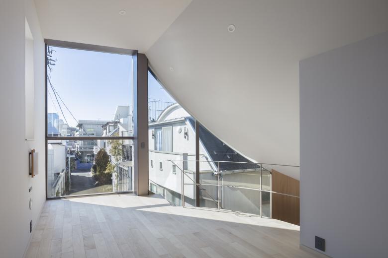 神宫前の踊居丨日本东京丨蘆田暢人建築設計事務所-8