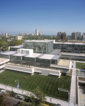 芝加哥大学布斯商学院 | 维诺里建筑的公共教学空间