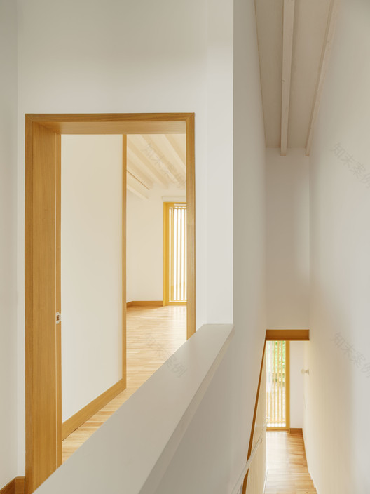 古城区的绿色复兴 · 奥伦塞公共住房 Vilar 3-14