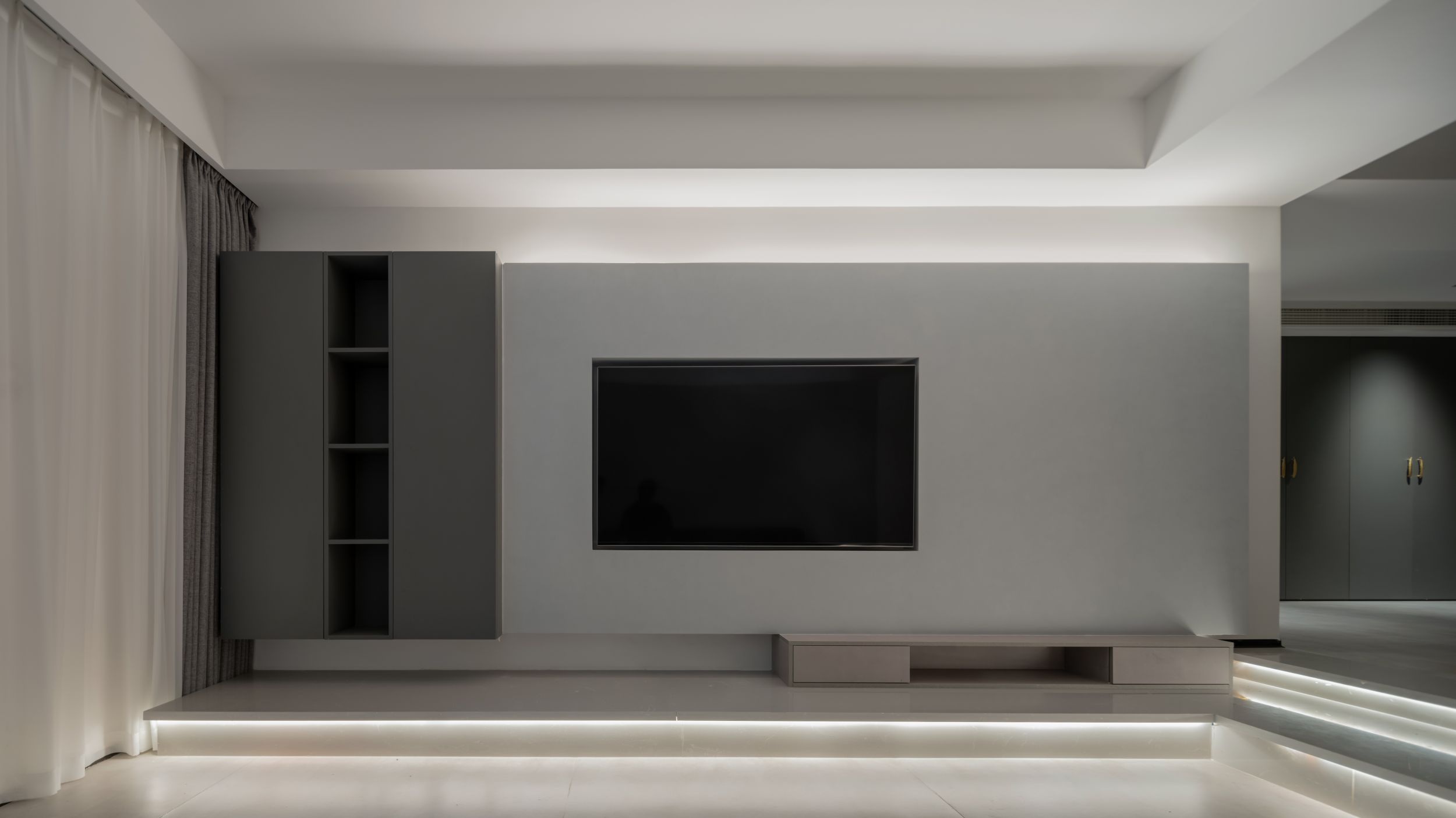 初一 | 爆改200㎡跃层，让空间重生-12