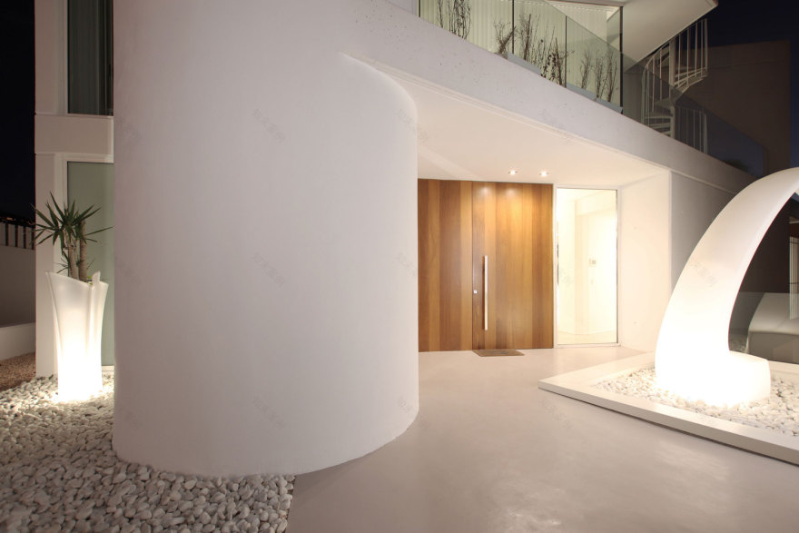 弧形泳池住宅-32