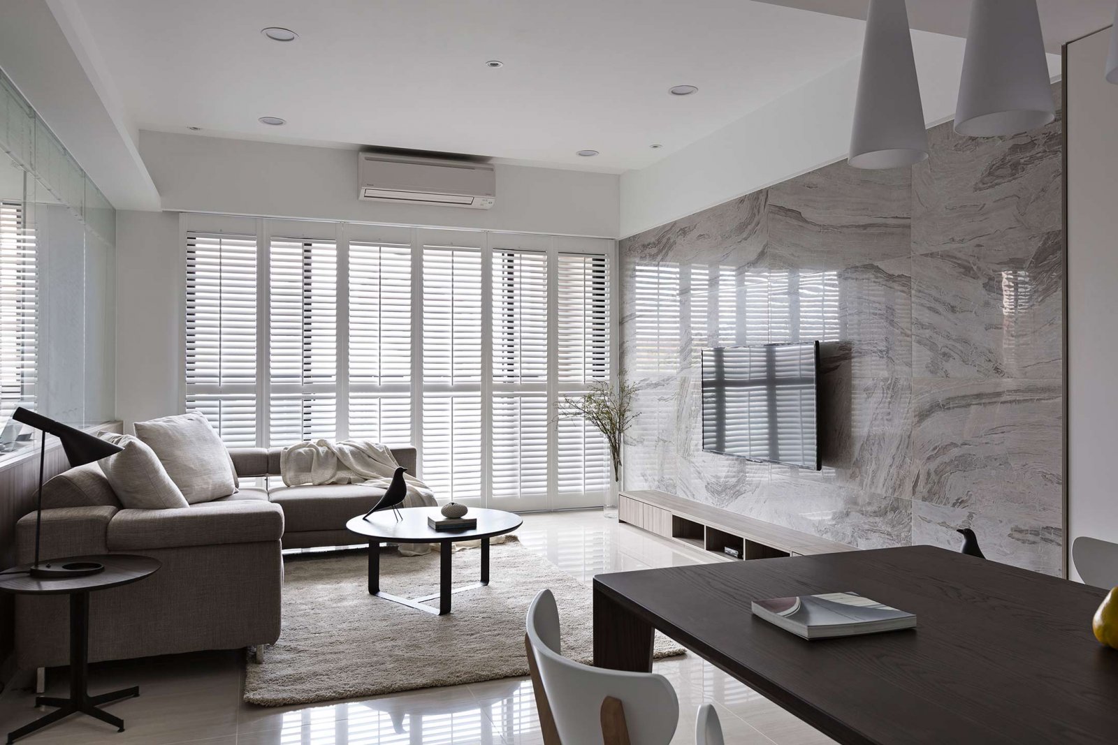 现代与传统交融的海外三房二厅住宅-11