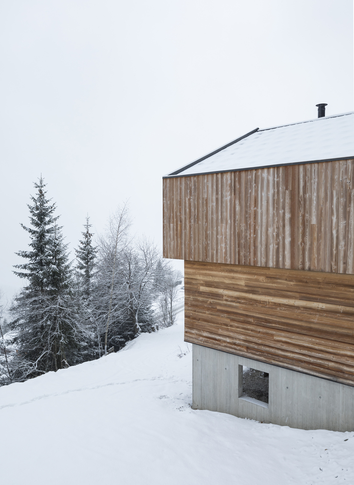 Mountain House  Studio Razavi architecture-40