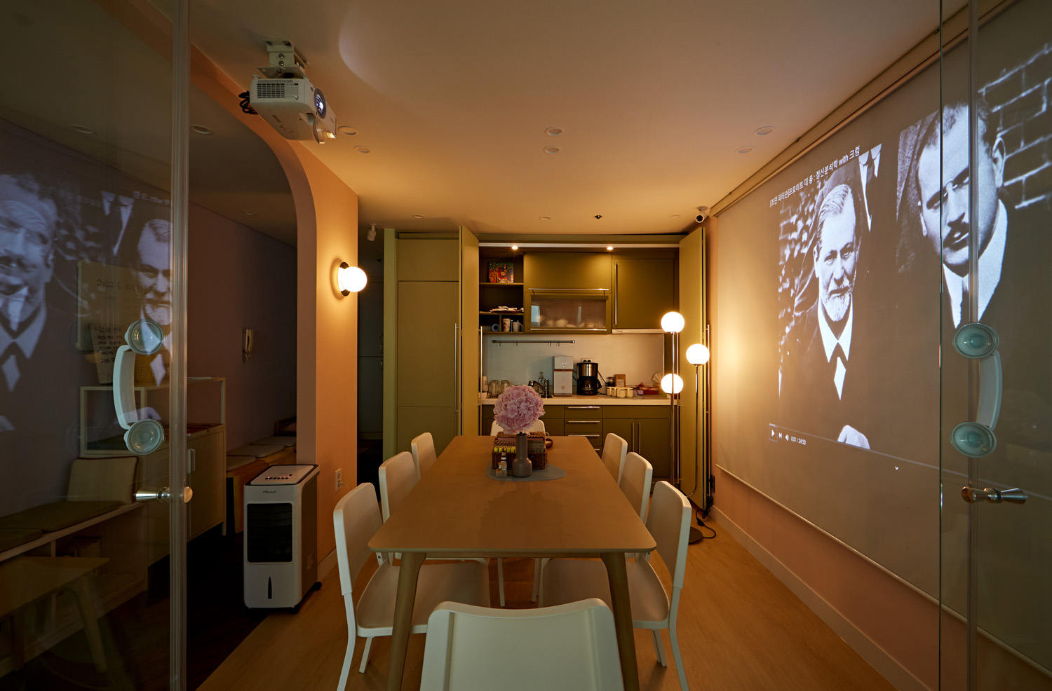 宁静温馨的 12 平米冥想中心设计-4