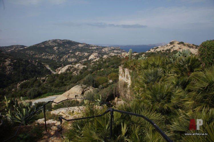 撒丁岛带露天泳池的别墅项目丨意大利丨“弗雷曼画廊”建筑事务所-53