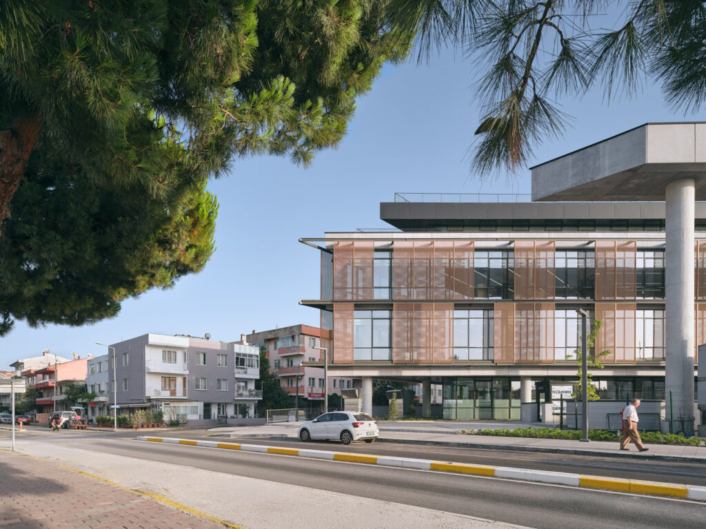 Çanakkale Belediyesi “Yeşil” Yerel Yönetim ve Kültür Merkezi Binası ve Yakın Çevresinin Düzenlenmesi Projesi - Arkitera-23