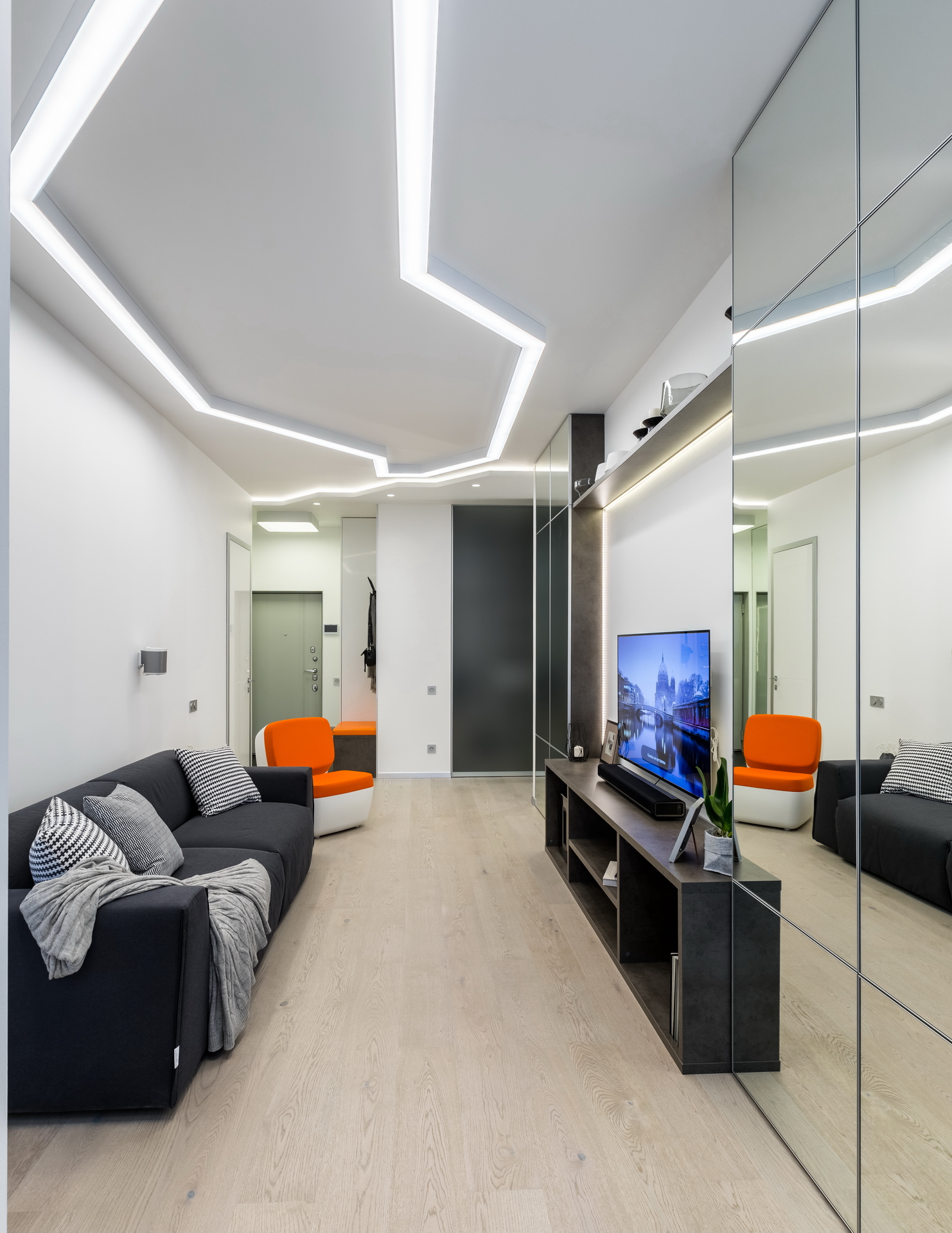 Квартира на Обводном-21