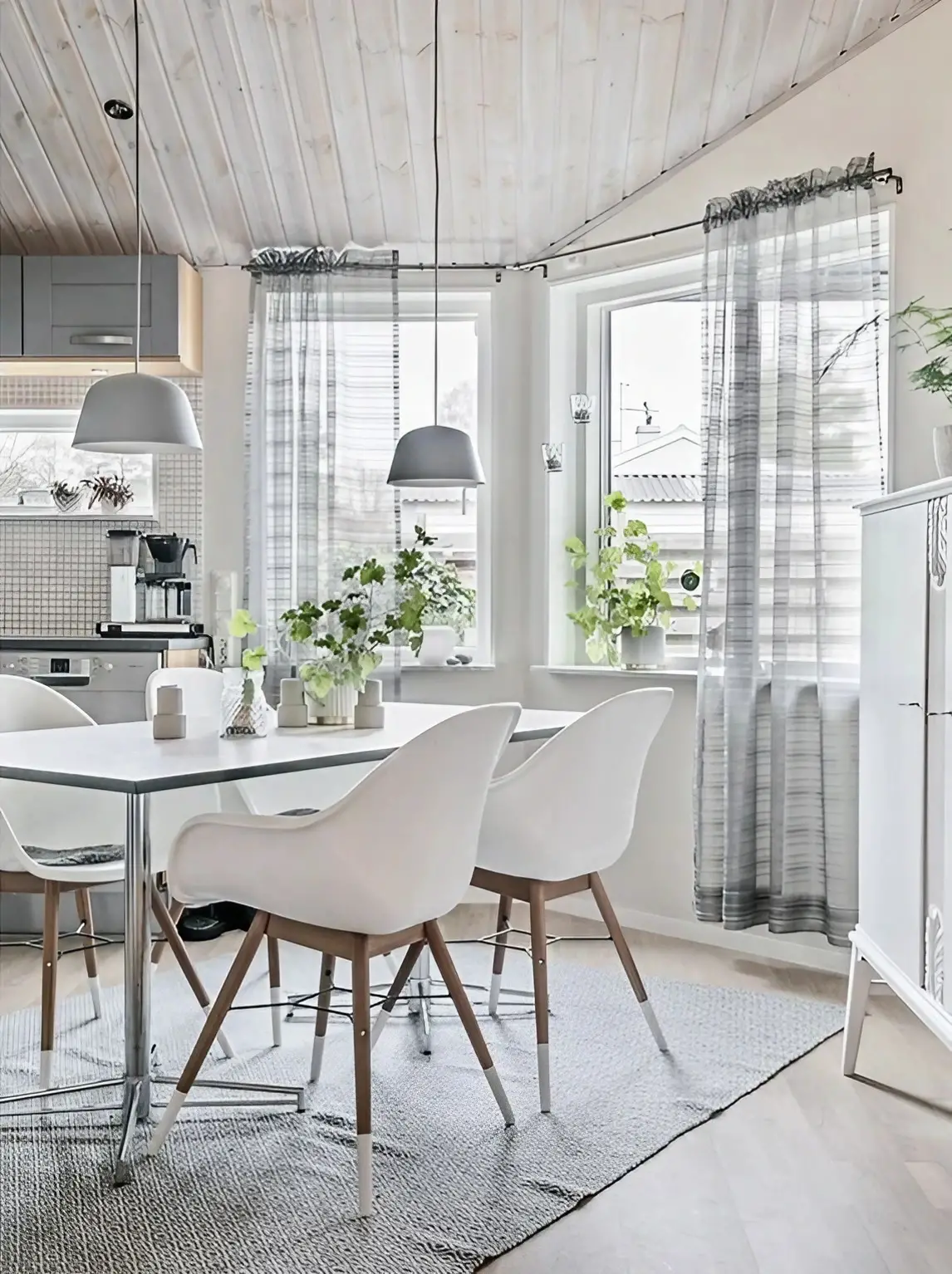 瑞典单层木质度假屋，温馨舒适展现北欧风情-2