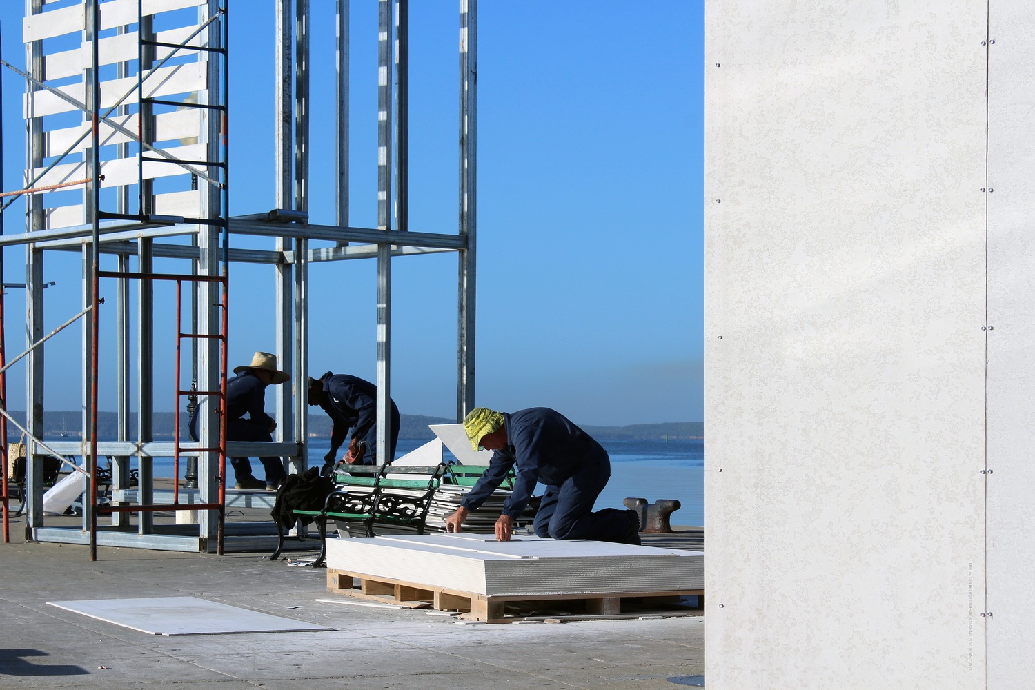 海洋之城的白色三棱镜-36