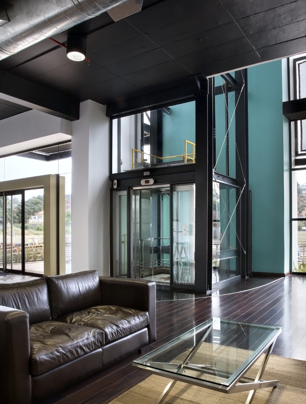 SARS 银行大楼,展现结构与设计的完美结合-6