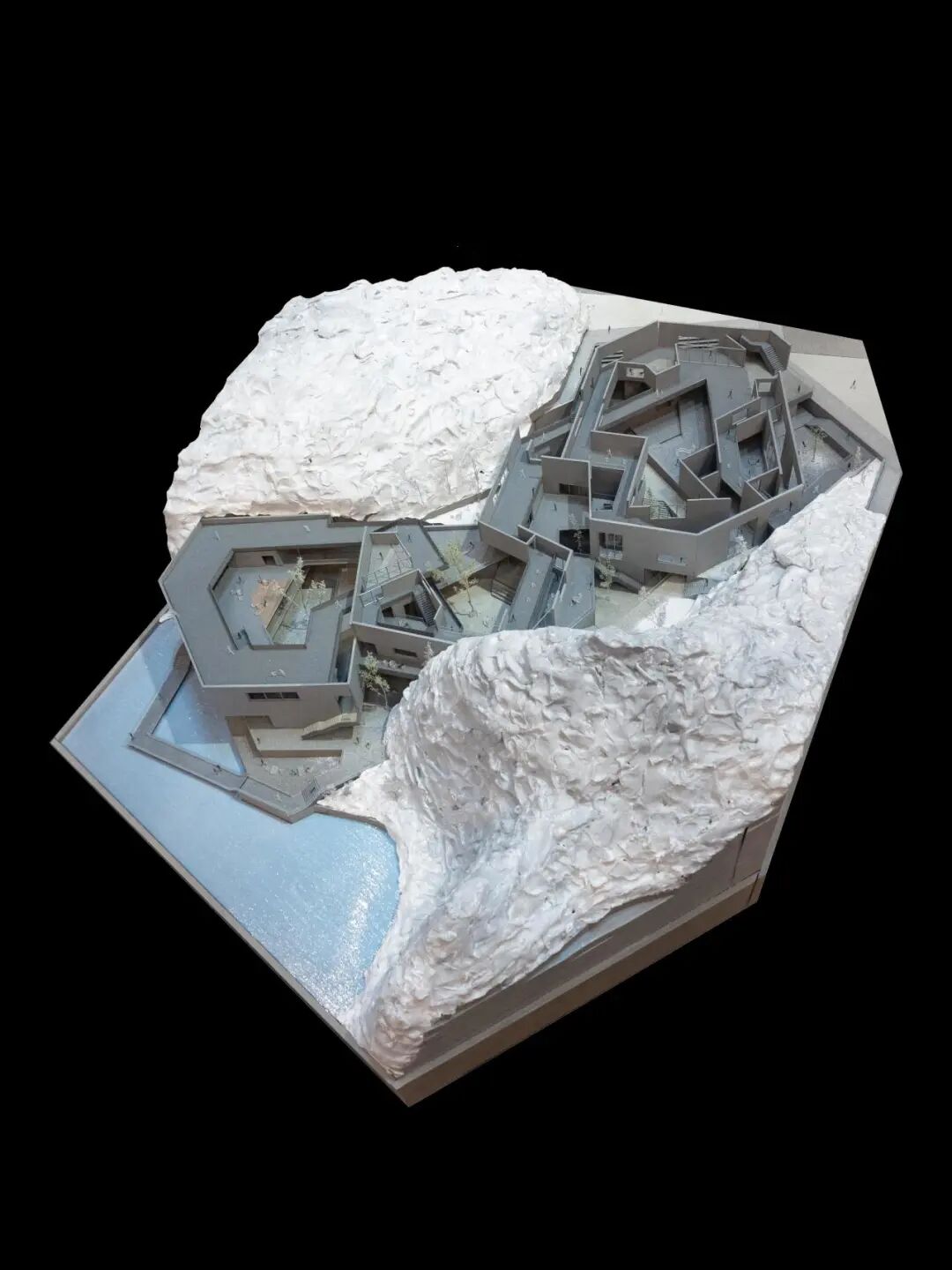 废弃矿坑如何逆袭毕设金奖？国美学子重构苏州园林，打造建筑新经典！-42