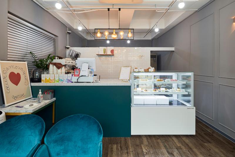 12 坪舒适现代甜品咖啡厅设计-3