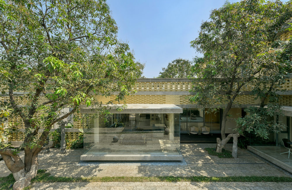 砖面具的房子 · 印度 Hyderabad 的退休住宅设计丨Baba Sashank,Vindhya Guduru-39