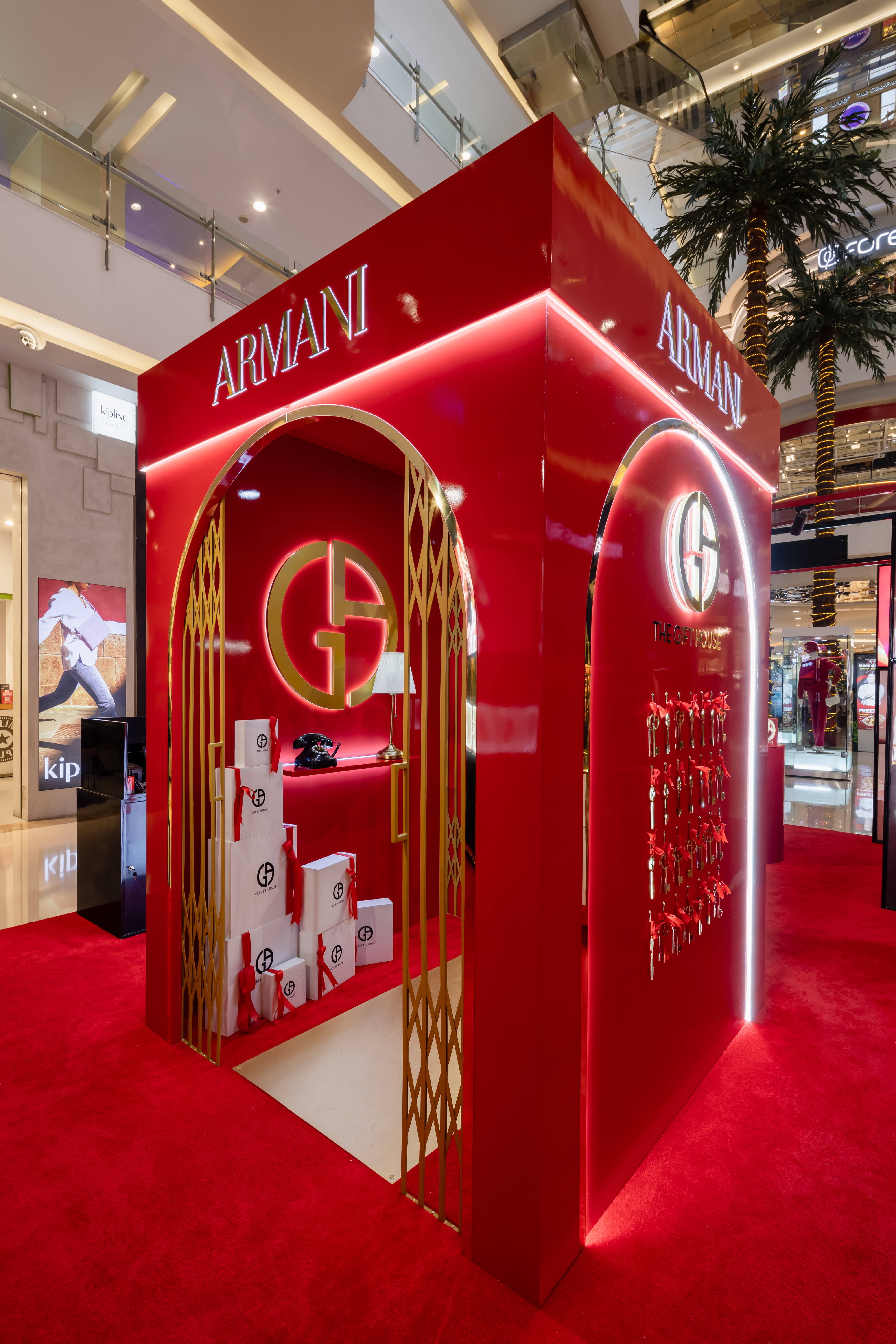 ARMANI HOLIDAY 2023 PODIUM - Central Park-9